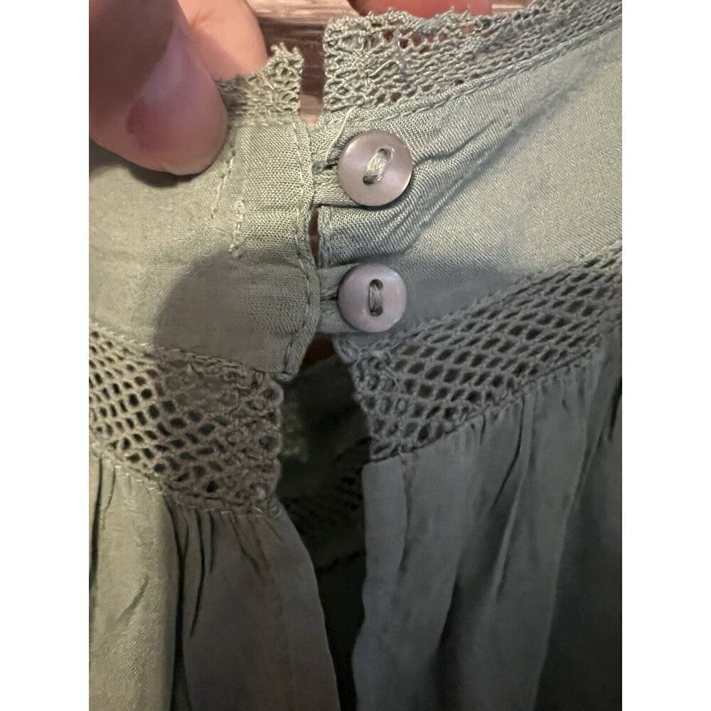 Urban Outfitters Cami L Green Cropped Strappy Sleeveless Top tank PERFECT - Picture 4 of 6